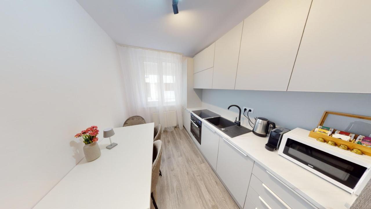 Apartment By The Lake Nr 4 Vrt Sibiu Exterior foto